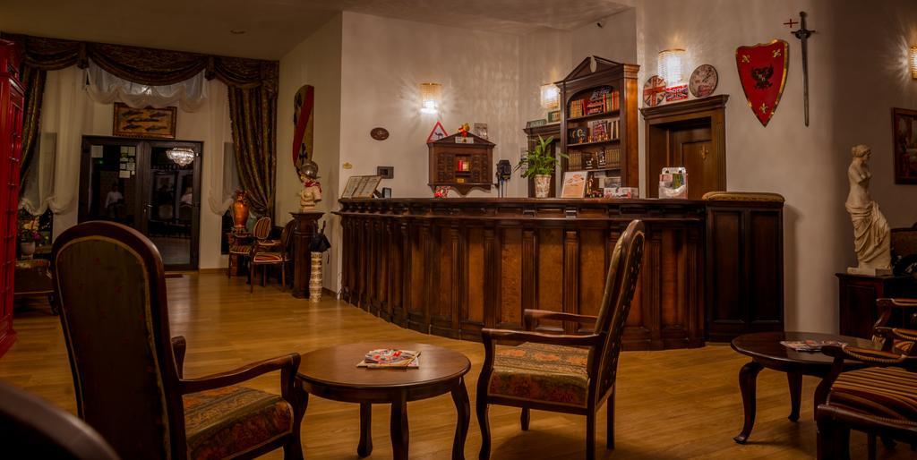Отель Emire Boutique Зэрнешти Экстерьер фото