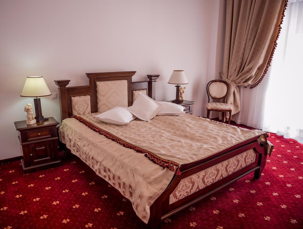 Отель Emire Boutique Зэрнешти Номер фото